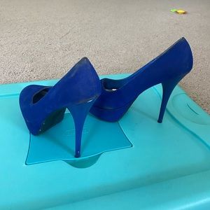 Royal blue platform pumps size 8